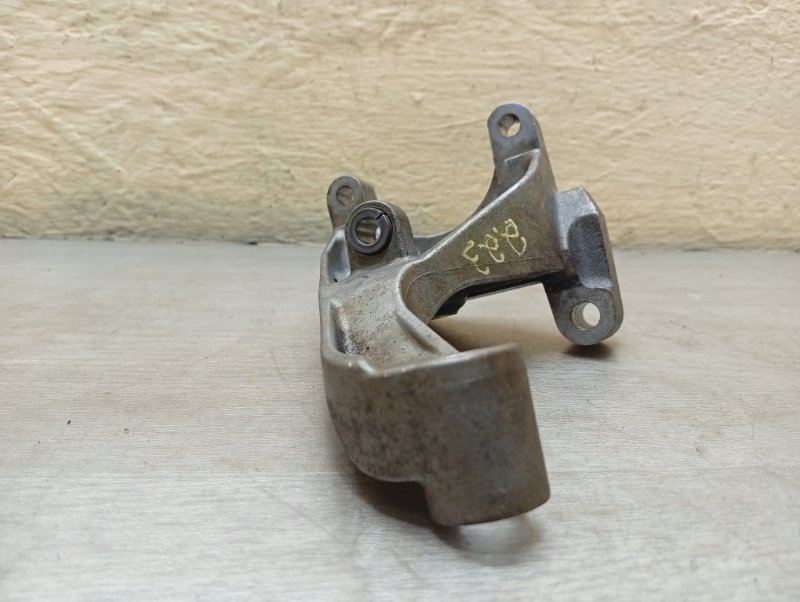 Кронштейн насоса ГУР SRX 2 LF1