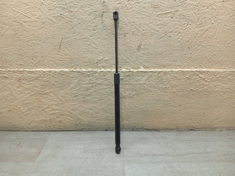 Амортизатор капота правый Sorento XM