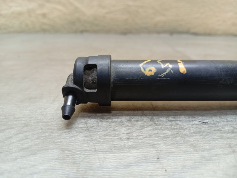 Форсунка омывателя правая XF X250