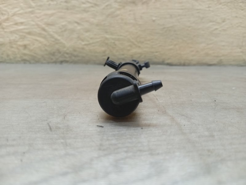 Форсунка омывателя правая XF X250