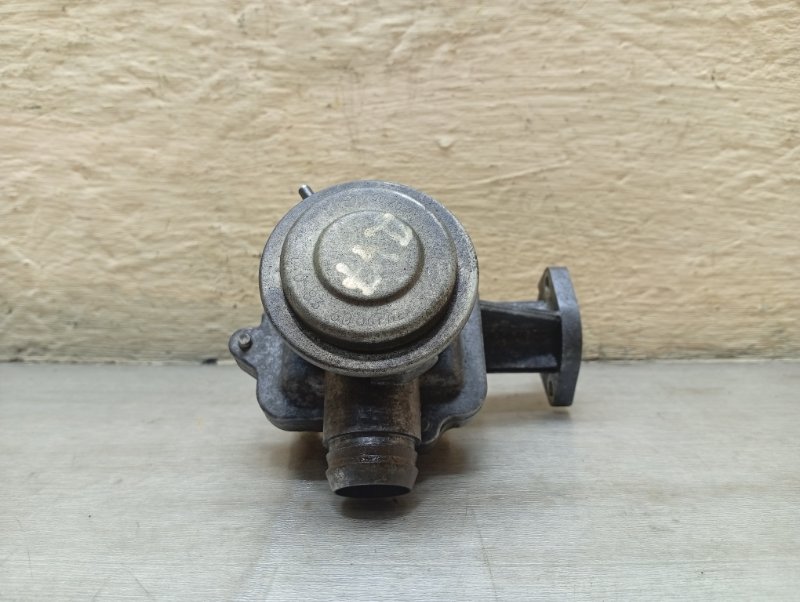 Клапан EGR правый Mercedes M W164 M272.967 A0021408360 контрактная