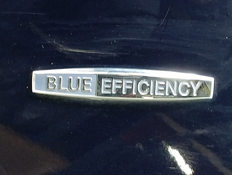 Крыло переднее левое ML W166