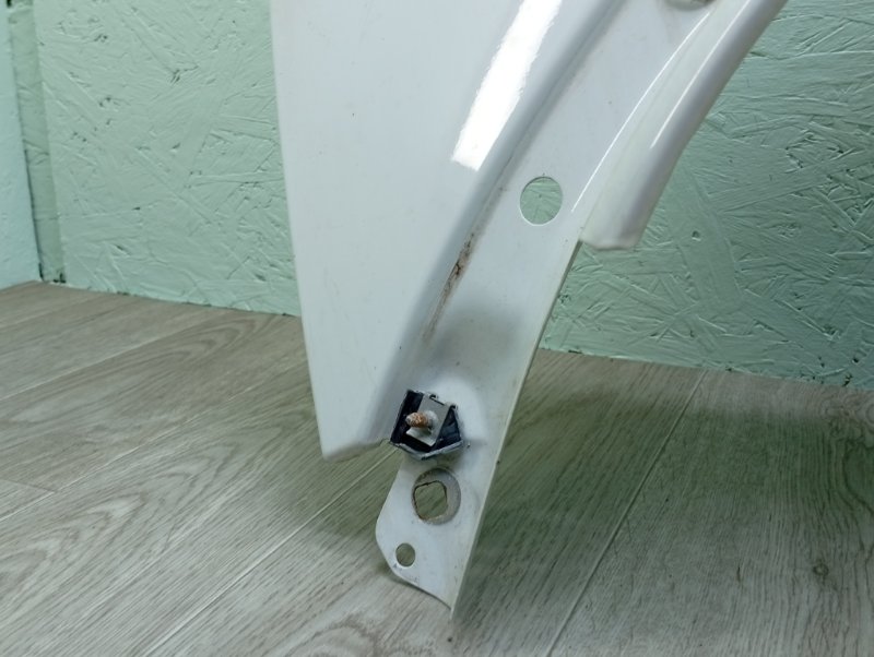 Крыло переднее левое Discovery 4 L319