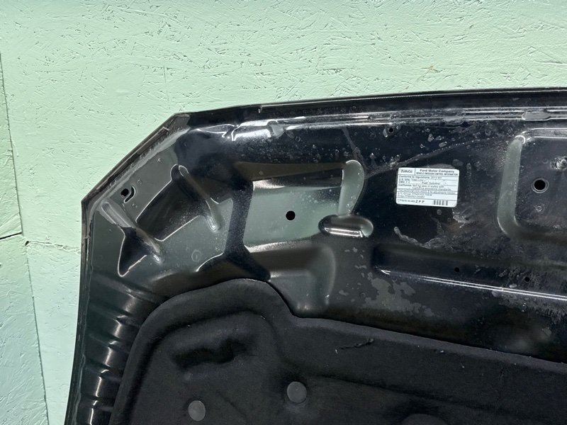 Капот Mustang 6