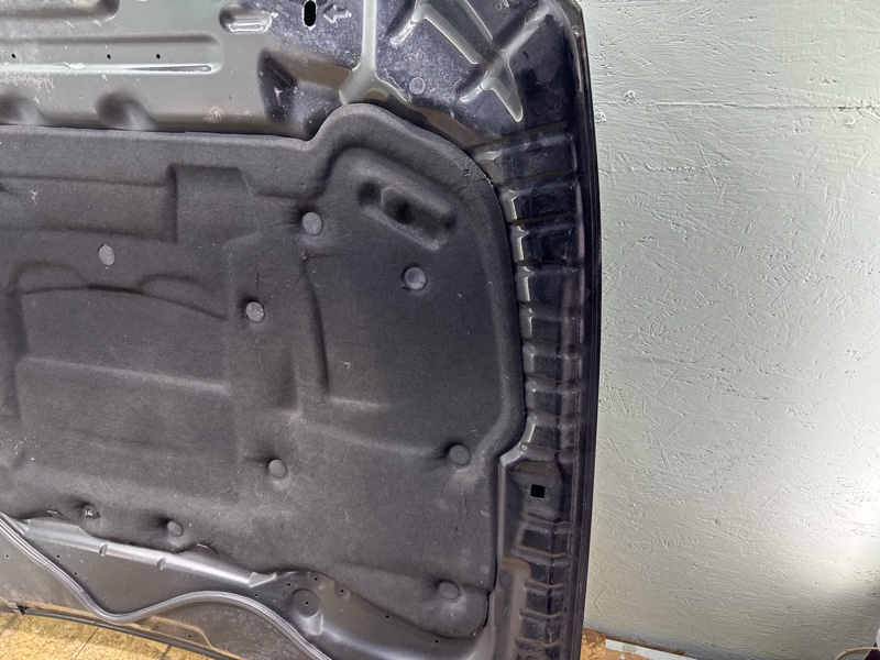 Капот Mustang 6