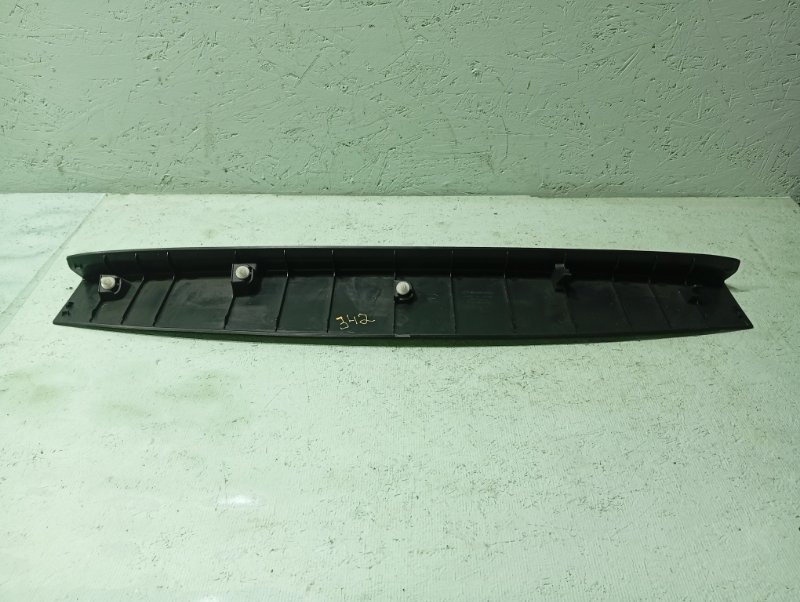 Обшивка крышки багажника FORESTER SJ9