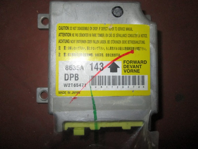 Блок управления air bag Mitsubishi Pajero Sport KH4W 4D56 2012