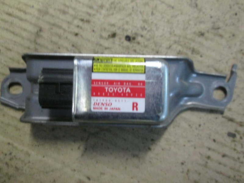 Датчик airbag Lexus Lx470 UZJ100 2UZ-FE 2005