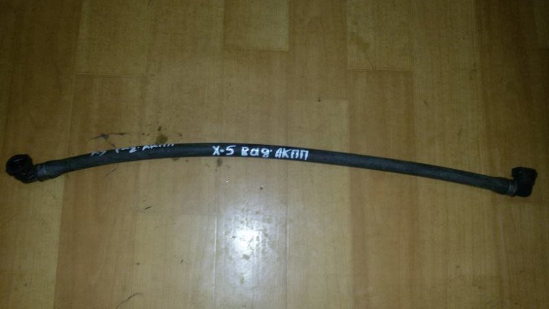 Патрубок Bmw X5 E53 M62B44TU 2001