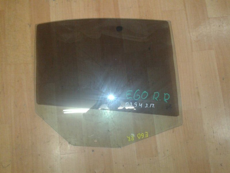 Стекло боковое Bmw 5-Series E60 N52B25A 2006 заднее правое