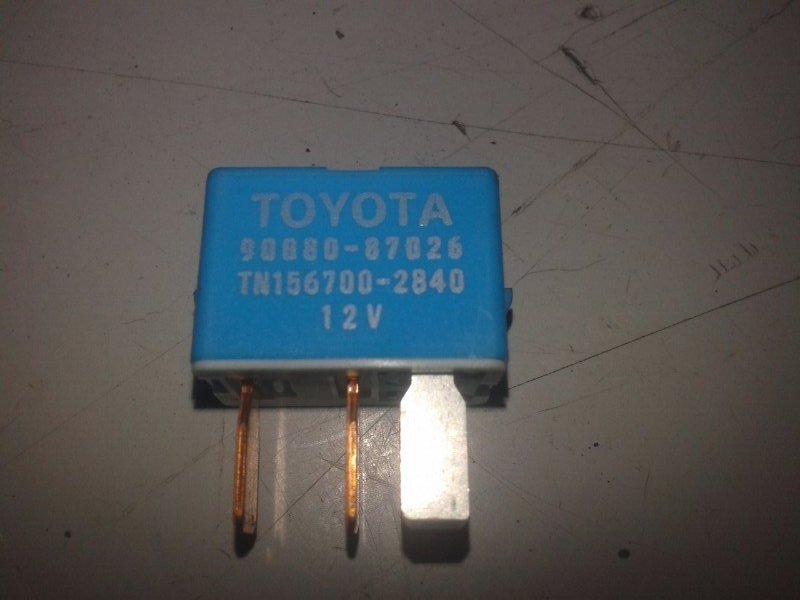 реле abs лексус ис 250. Toyota-lexus 3521050010 реле. Rx300 реле стартера. реле лексус сц 300. реле ahc лексус lx470.