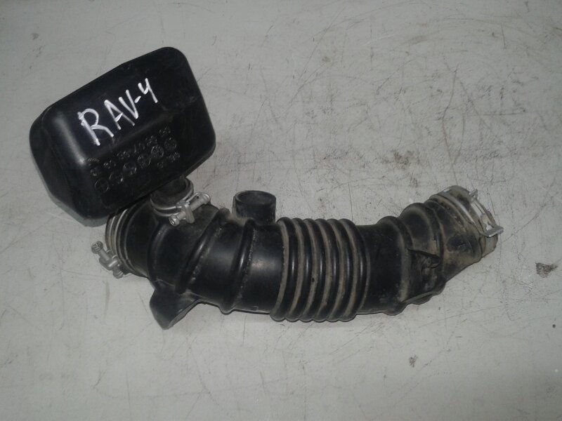 Патрубок воздухозаборника Toyota Rav4 ACA31 2AZ-FE 2007