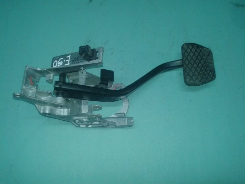 Педаль тормоза Bmw 3-Series E90 N52B25 2006