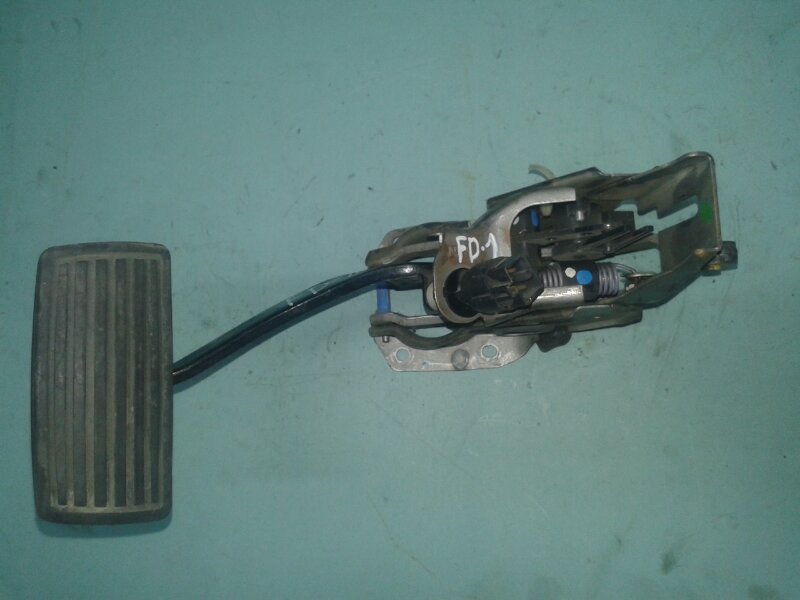 Педаль тормоза Honda Civic FD3 LDA2 2011