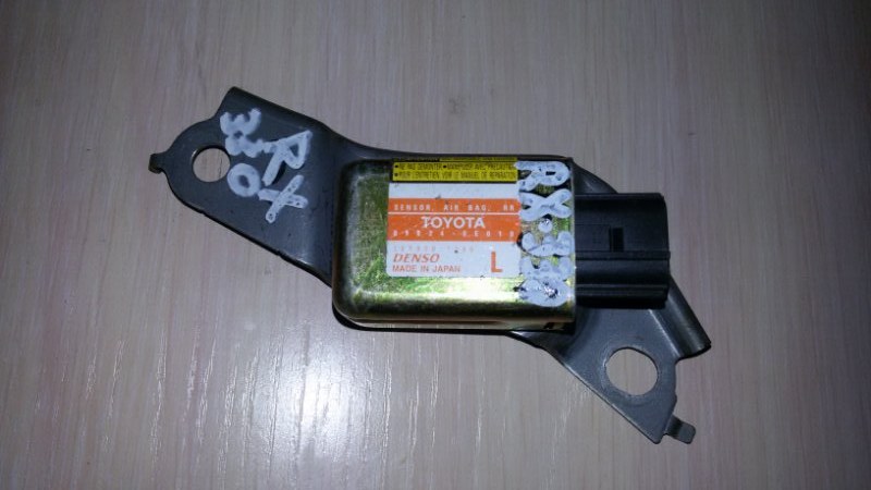 Датчик airbag Lexus Rx330 MCU38 3MZ-FE 2004