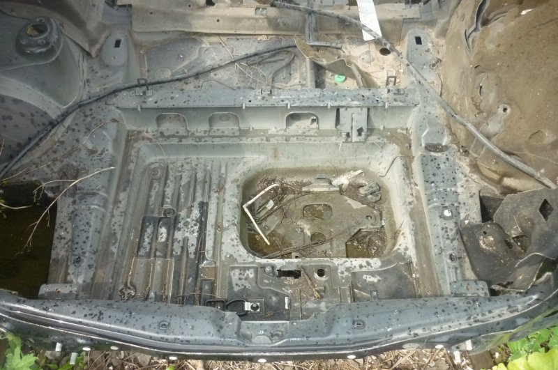 Ванна в багажник Bmw X3 E83 N52B30 2007 задняя