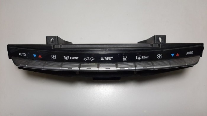 Блок управления климат-контролем Mercedes-Benz S-Class W221 M273.961 2008