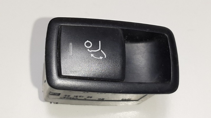 Кнопка открывания багажника Mercedes-Benz Gl-Class X164 M273.923 2006
