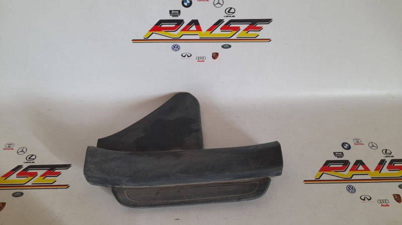 Накладка на порог дверная Toyota Corolla E150 1ZR-FE 2006 задняя правая