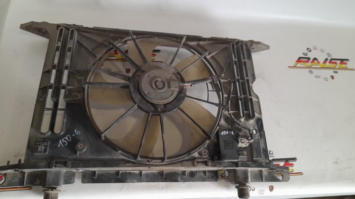 Вентилятор охлаждения радиатора с диффузором Toyota Corolla E150 1ZR-FE 2006