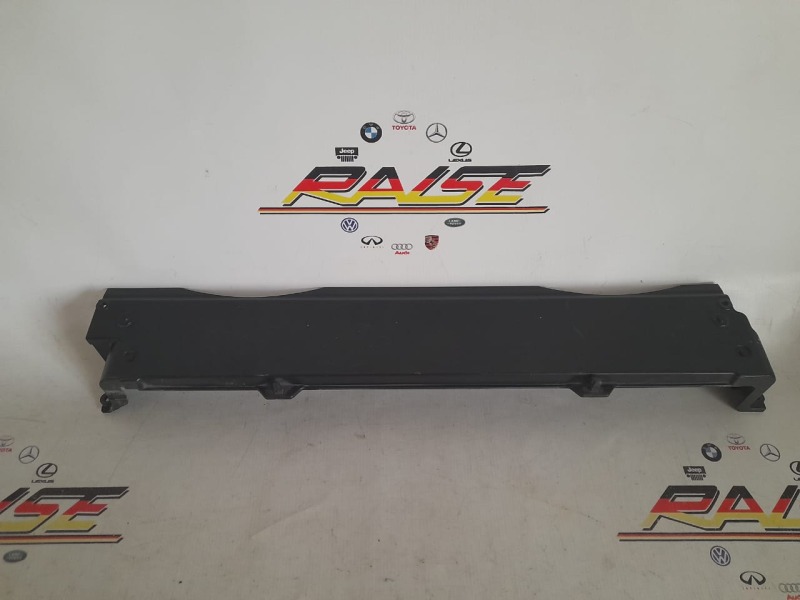 Крепление радиатора Bmw X5 E70 N62B48 2007