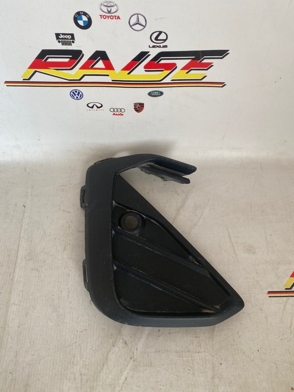 Накладка на бампер передняя левая Volkswagen Polo 2020 CK4 BLF 6N5853665A Б/У