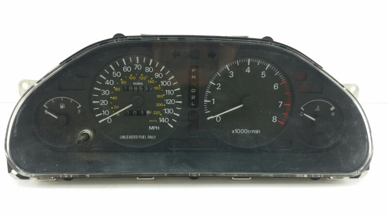 Панель приборов Mitsubishi Galant E56A 4G64 1995