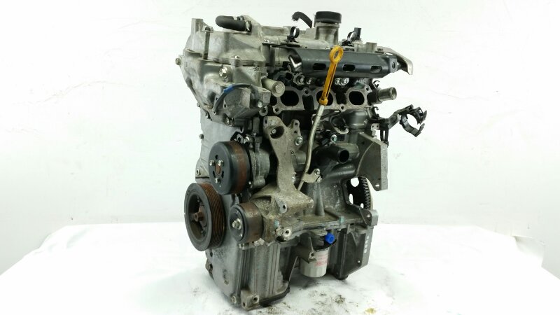 Двигатель Nissan Note E12 HR12 2013