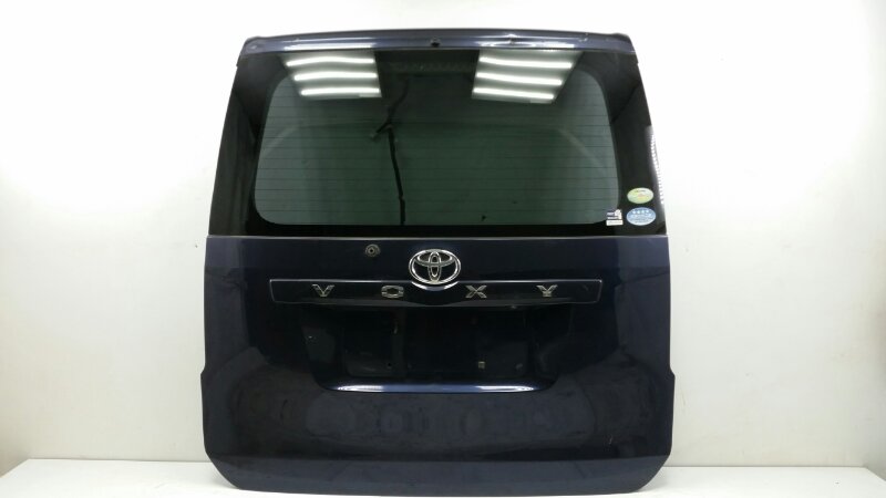 Дверь задняя Toyota Voxy ZRR70 2010