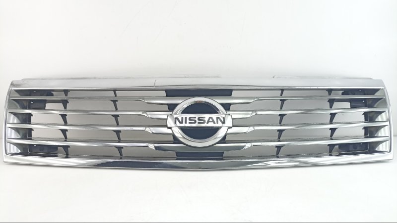 Решетка радиатора Nissan Liberty RM12 2003