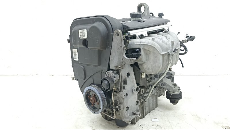 Двигатель Volvo B5244S