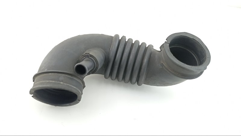 Патрубок воздушн.фильтра TOYOTA BB NCP35 1NZ 2004 (б/у)