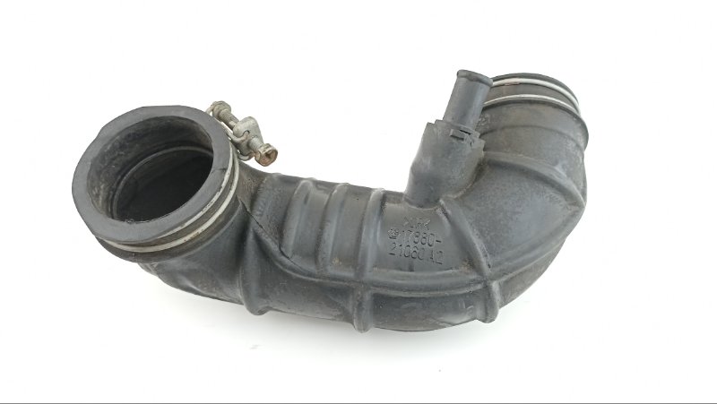 Патрубок воздушн.фильтра TOYOTA FUNCARGO NCP25 1NZ 2002 (б/у)