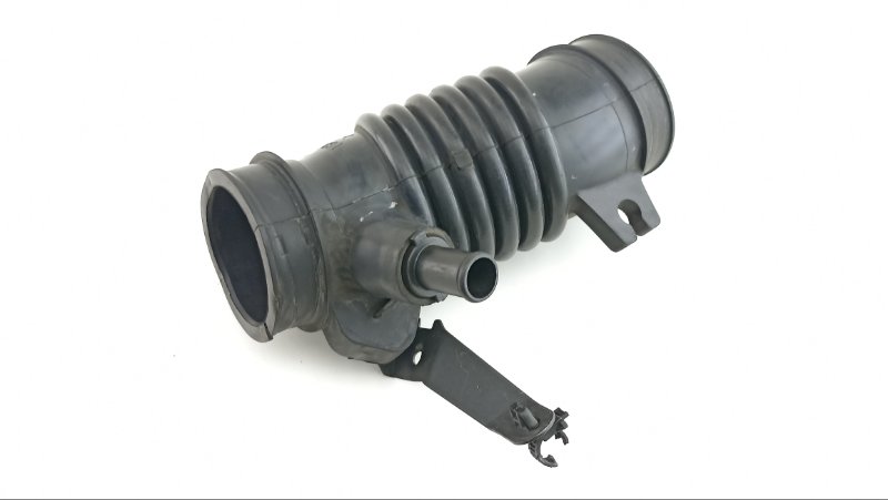 Патрубок воздушн.фильтра TOYOTA RACTIS NCP105 1NZ 2006 (б/у)