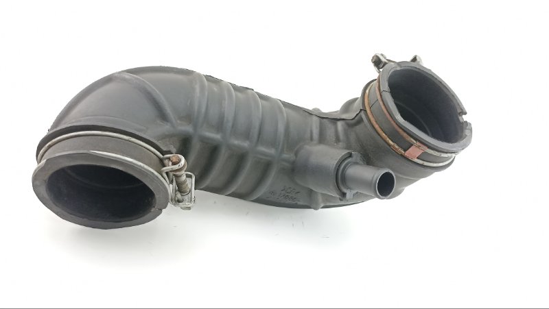 Патрубок воздушн.фильтра TOYOTA BB NCP35 1NZ 2004 (б/у)