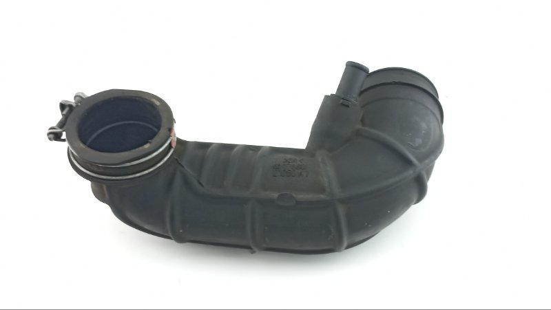 Патрубок воздушн.фильтра TOYOTA PORTE NNP10 2NZ 2006 (б/у)