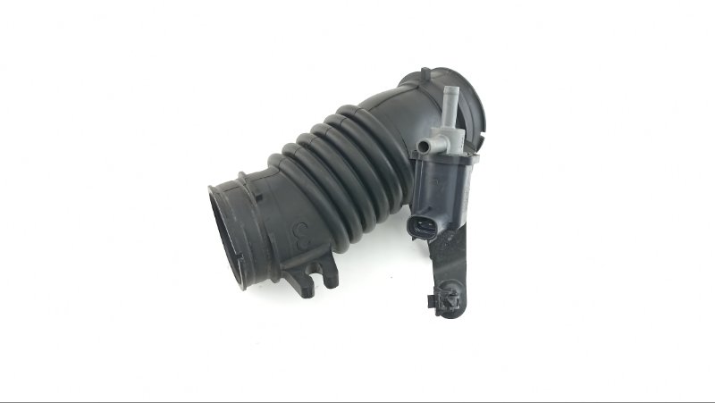 Патрубок воздушн.фильтра TOYOTA RACTIS NCP105 1NZ 2006 (б/у)