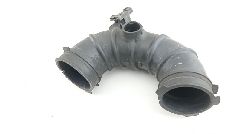 Патрубок воздушн.фильтра TOYOTA RAV4 ACA21 1AZ 2003 (б/у)