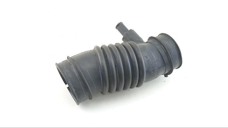 Патрубок воздушн.фильтра TOYOTA RACTIS NCP105 1NZ 2006 (б/у)