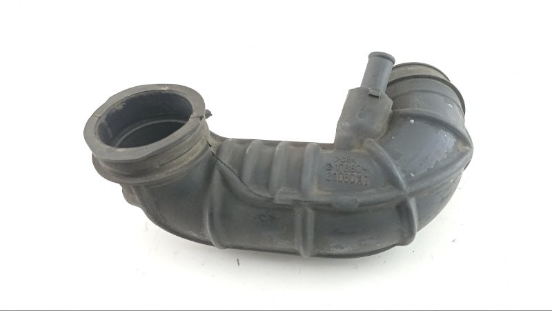 Патрубок воздушн.фильтра TOYOTA SIENTA NCP85 1NZ 2005 (б/у)