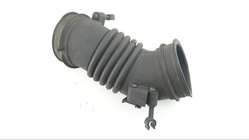 Патрубок воздушн.фильтра TOYOTA VISTA ZZV50 1ZZ 1999 (б/у)