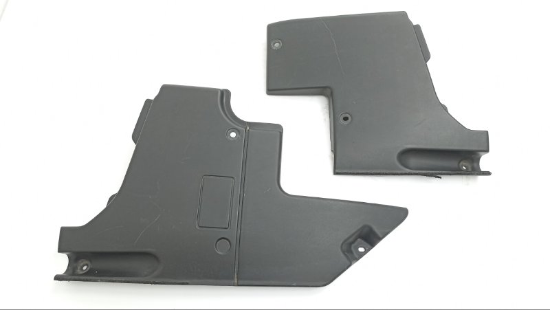 Крышка двигателя Toyota Celsior UCF31 3UZ 2004