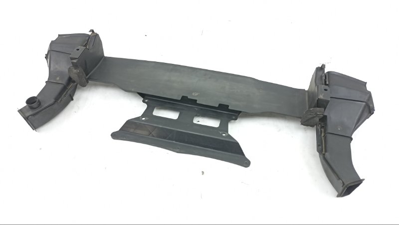Рамка радиатора Toyota Celsior UCF31 3UZ 2004