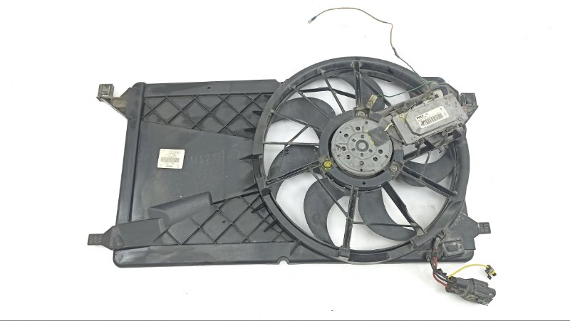 Диффузор радиатора Mazda 3 BK LF 2004