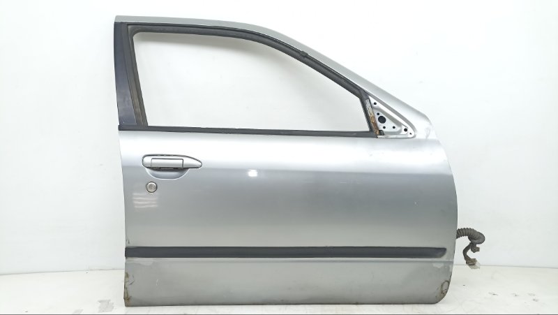 Дверь Nissan Primera WQP11 QG18 1999 передняя правая