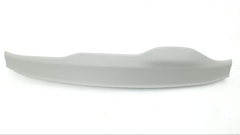 Обшивка крышки багажника Toyota Esquire ZRR80 2020