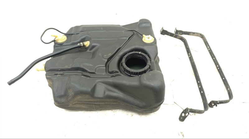 Топливный бак Ford Focus CB8 PNDA 2011