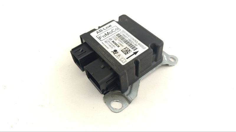 Блок управления airbag Ford Focus CB8 PNDA 2011