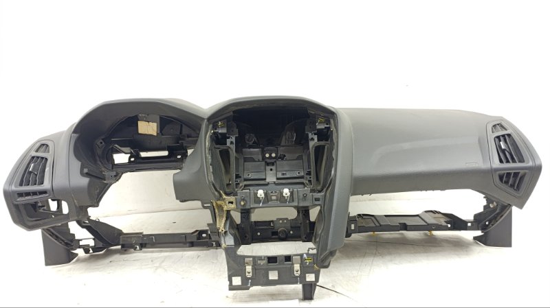 Торпедо Ford Focus CB8 PNDA 2011