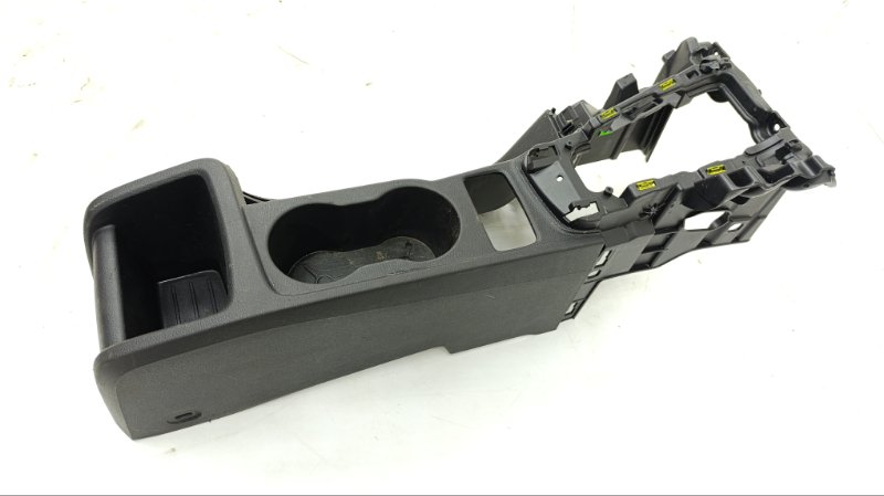 Консоль между сидений Ford Focus CB8 PNDA 2011